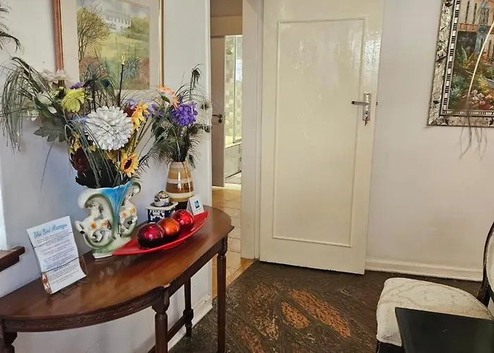 The Royal Guest Lodge